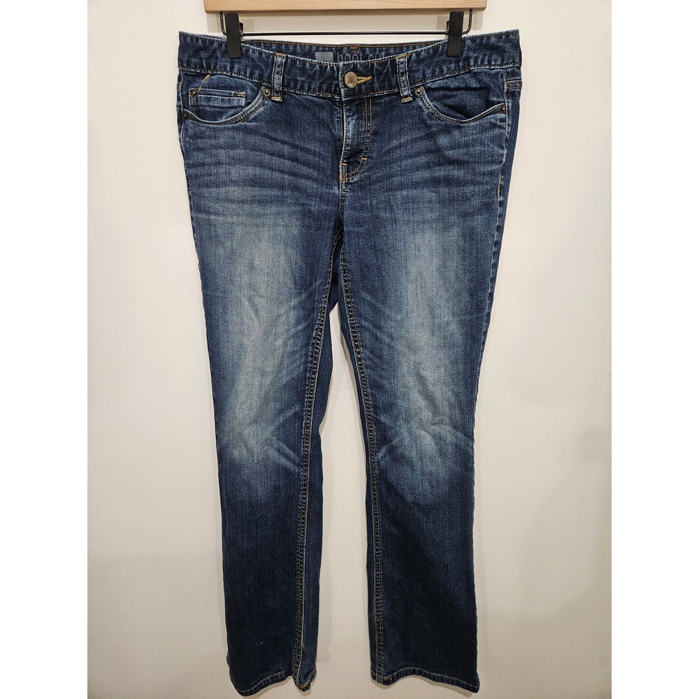 Mossmo Bootcut Premium Denim Jeans Medium Wash Size 12R Fit 3 Blue Pants